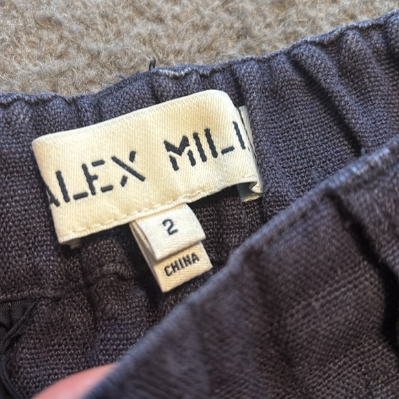 Alex Mill Navy Pleated Pull on Linen Short - Picture 7 of 7